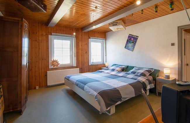 Charming Holiday Home in Houyet Near Forest - Foto 7