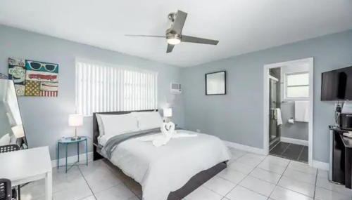 Cozy Getaway Studio with Pool and Putting Green 1A - Foto 2