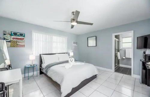 Cozy Getaway Studio with Pool and Putting Green 1A - Foto 2