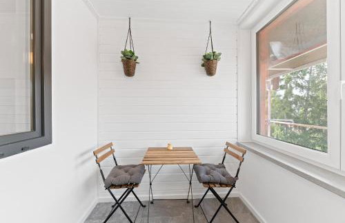 TOP Apartments - Stilvolle Wohnung mit Loggia im Stadtzentrum - Kingsize Bett - Smart TV - Netflix - 60qm - 24h Check-In - Foto 11
