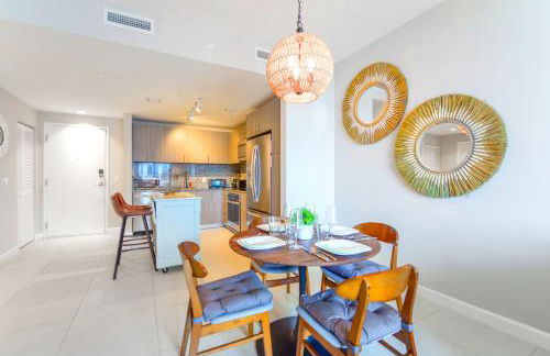 Modern Hotel with Pool & Gym in Prime Doral Location - Foto 13