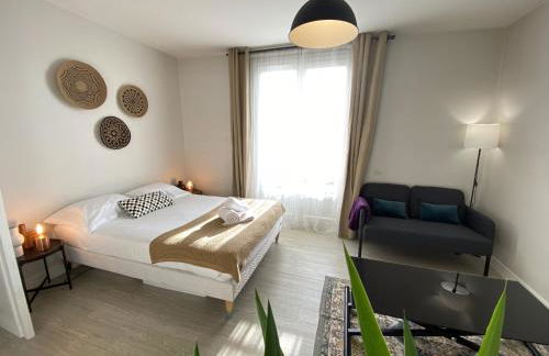 Grand studio calme avec balcon & parking gratuit - Foto 3