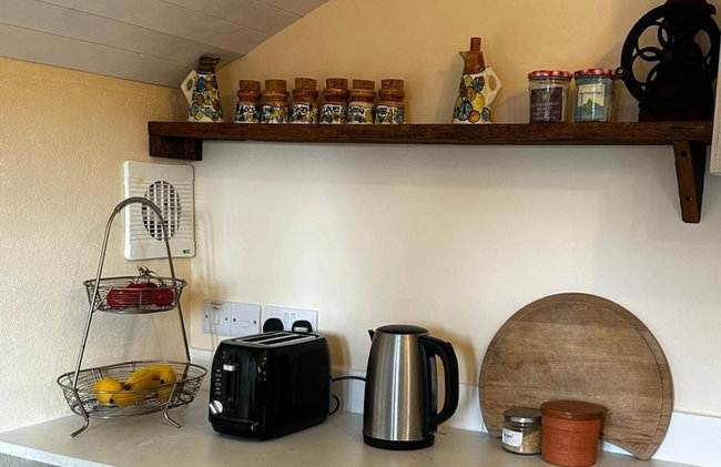 Little Linney - Sleeps 2 - Garden - Wifi - Parking - Photo 40