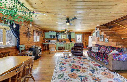Family Cabin! Close to Greenbrier River and Snowshoe - Foto 10