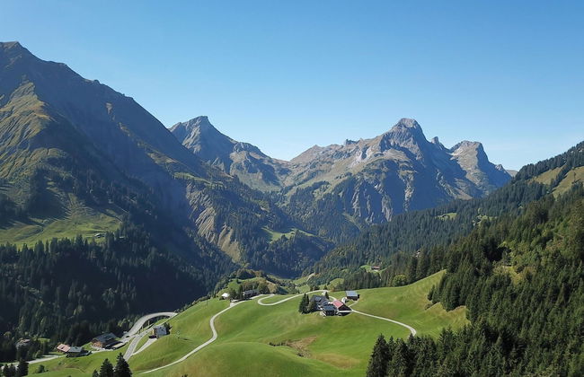 Apartment in Schrocken Near Ski Arlberg - Photo 15