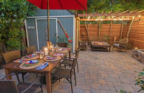 Downtown Villa by Paradise Retreats - Photo 19