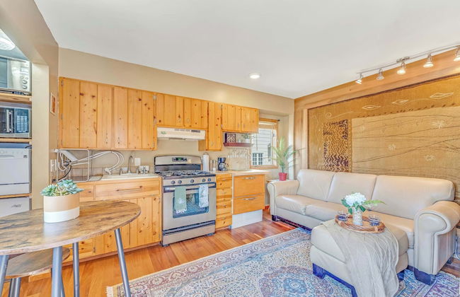 Quaint Carmel - Bungalow Close to Beach - Foto 11