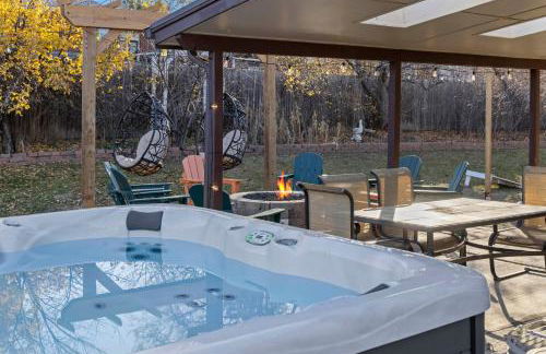 DenverRed Rocks 6BR Sleeps 14 Hot Tub - Foto 9