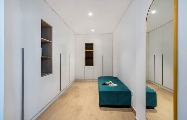 Sea View 2BR in Port de La Mer - Photo 9