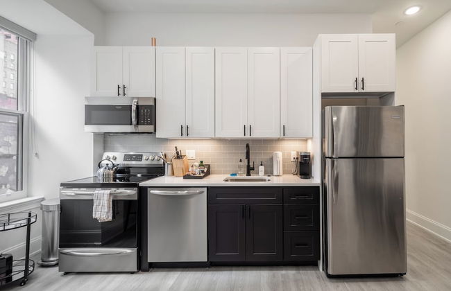 Sosuite at French Quarters - Rittenhouse Square - Photo 36