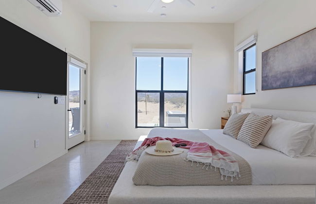 Private Pool, Hot Tub, Firepit Modern Oasis Blue Mirage by Avantstay - Foto 4