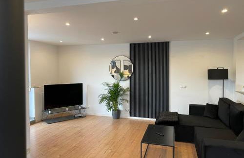 LIGHTPLACE • Große Unterkunft • 3 Schlafzimmer • Boxspring • Smart TV • Biergarten • Restaurant - Foto 34