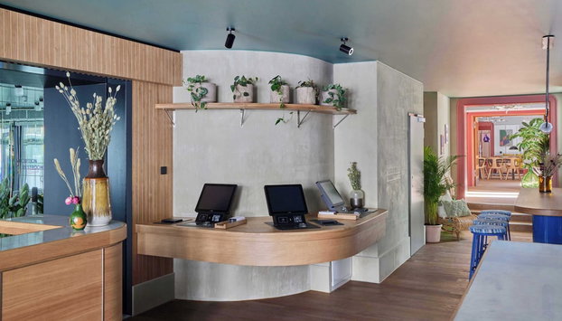 Schwan Locke - Foto 4, Recepción