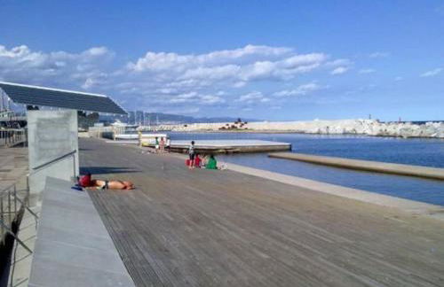 AMAZING FLAT IN CLASSIC SAILING BOAT in BARCELONA - Photo 36