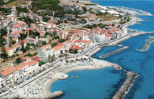 Casa Ginni con Piscina e giardino - Photo 34