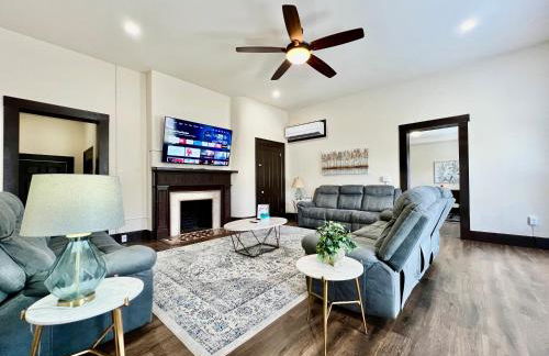 Newly Renovated Historic mansion ☆ 8 Bedrooms - Foto 12