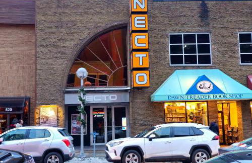 Downtown A2 Gem - Next to Hospitals, Stadium & Restaurants - Foto 11