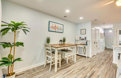 Poolside Fun and Oceanfront Bliss Kure Beach Haven! - Foto 10