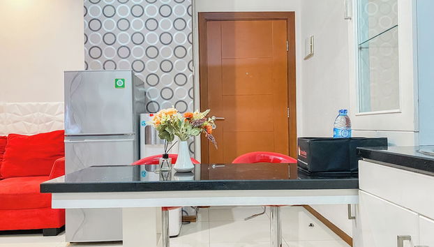 Good Deal And Restful 1Br At Apartment Thamrin Residence - Foto 5, Habitación