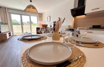 Lumen Chartrain - appartement proche centre-ville, balcon et parking - Foto 15