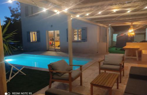 Villa T5 Les Volets Bleus, piscine, à l'entrée de Cassis et de ses calanques - Foto 4