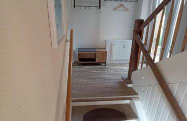 Übernachtungen 75 m2 Unterkunft Großer Parkplatz WLAN 1 Stock im Haus - Foto 23