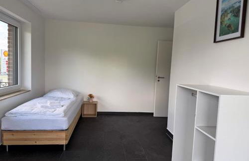 T&K Apartments - Wegberg - 4-7 room Apartments - private parking - WIFI - Fully equipped kitchen - Foto 17