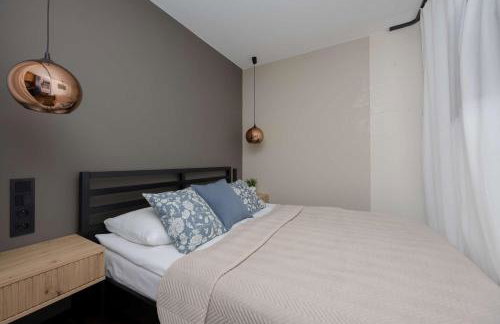 Central Warsaw Modern Studio with AC and next to the Metro by Noclegi Renters - Foto 12