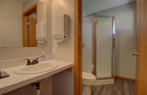 Escape to the Tranquil Beauty at Spitzer Lake - Foto 14