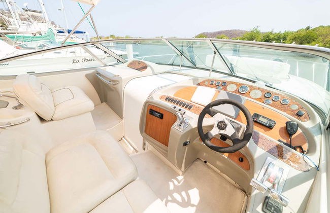 Private Boat Rental with Skipper in Huatulco - Photo 7