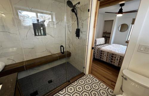 Charming Cabin with Spectacular Mountain Views near Madison River in Ennis, Montana - Foto 45