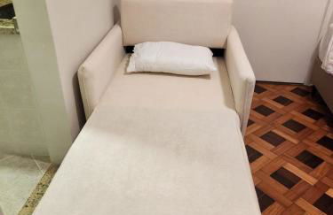 Complete studio one block from Flamengo beach - Foto 8