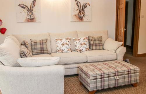 Court Farm - Photo 6