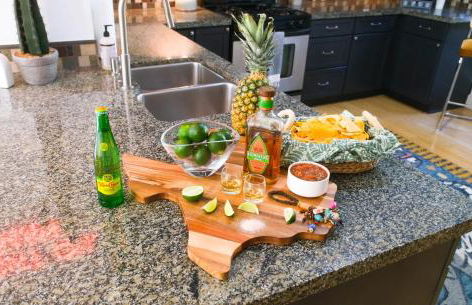 Hacienda SoCo - Fire Pit & 3 Min Walk to SoCo - Foto 25