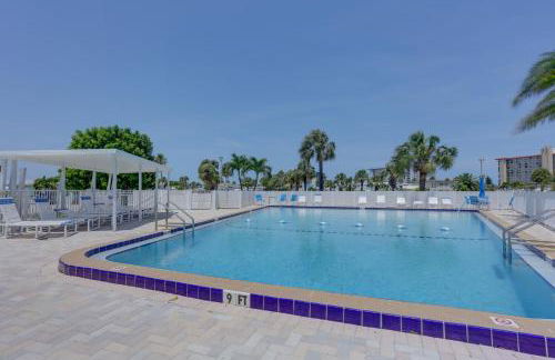 Pool Access, Walk to Beach! Cozy Jensen Beach Home - Photo 22