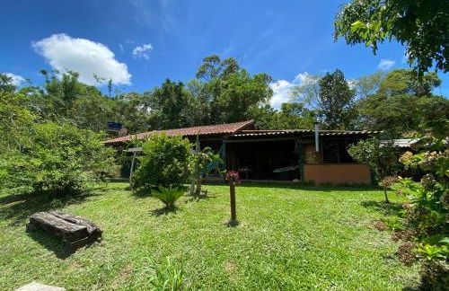 Um Chalé aconchegante no sítio em meio a natureza. - Foto 33