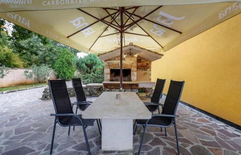 1 Bedroom Stunning Home In Sveti Lovrec - Foto 11