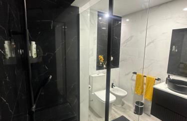 La Luna Apartment by the Sea - Photo 28