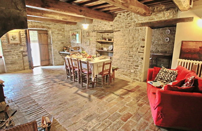 Farmhouse in Apecchio With Pool and Terrace - Foto 32