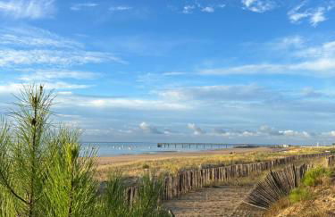 Studio Mer et Soleil avec Terrasse, en centre-ville, parking - Photo 27