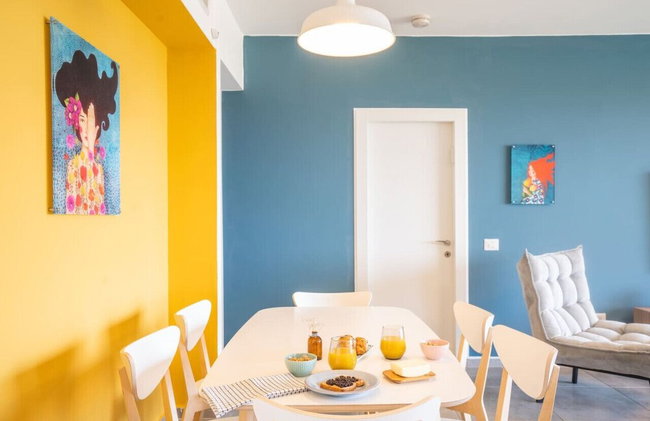 Vibrant Seaside Stay with Balcony by Sea N' Rent - Foto 20