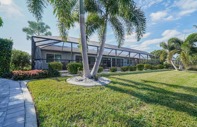 Tranquility - Waterfront Villa With Pool Dock - Photo 49