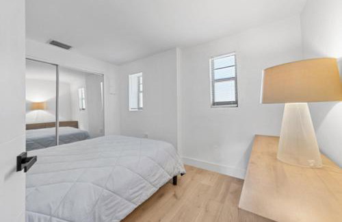 Sunny 4BR Getaway Pool & Private Guest Suite - Foto 4