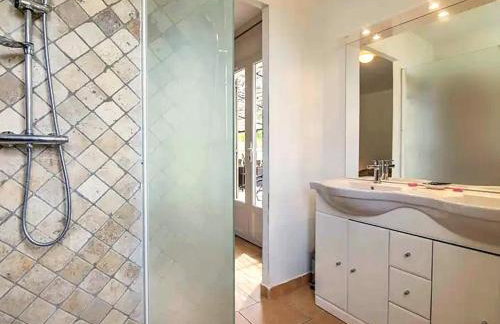 Gîte en Provence entre Pernes les fontaines et St Didier proche l'isle sur sorgues face Mont Ventoux Villa avec piscine - Photo 20