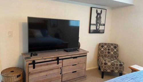 City light views getaway close to top ski resorts - Foto 5