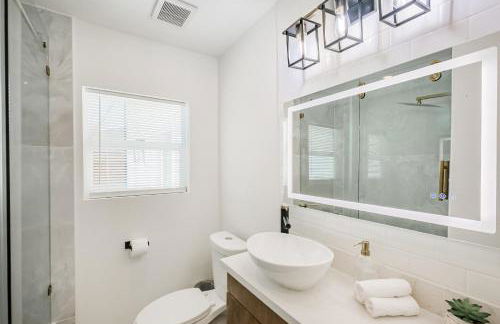 Oak Forest Retreat Sleeps 13 Near Heights - Foto 21