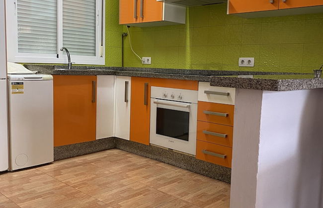 Chalet adosado corta temporada - Photo 4