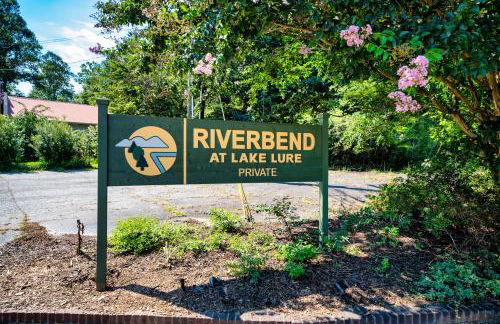 The Holiday Cabin at Lake Lure - Photo 38