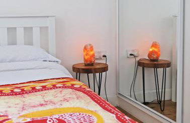 Bright Ground Floor Flat with Free Parking and Balcony Near Stoke Newington - Foto 10