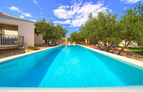 Margari Villas - Photo 3